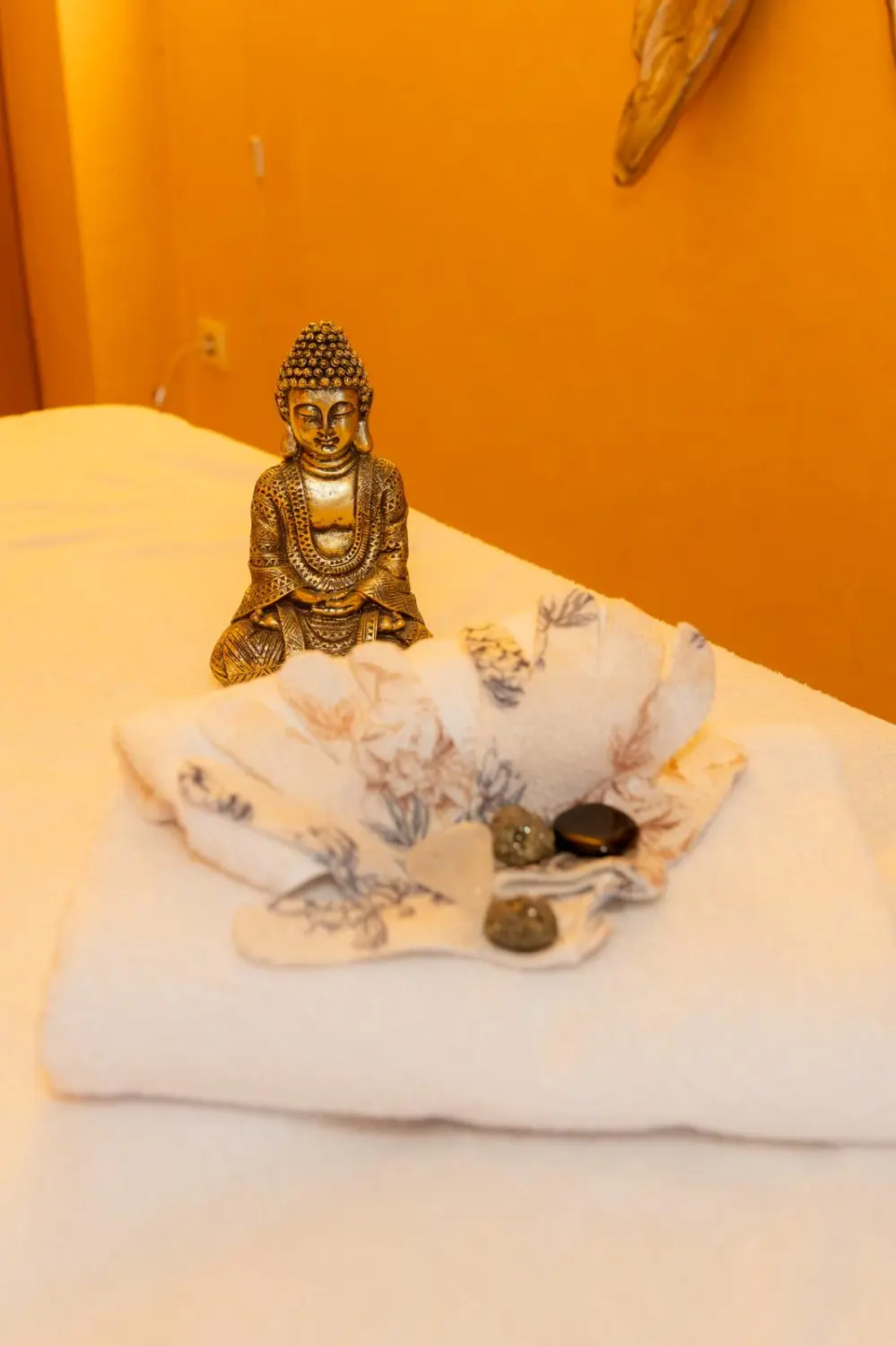 Coko Balance - Buddha Dekorationsstück und Handtuch